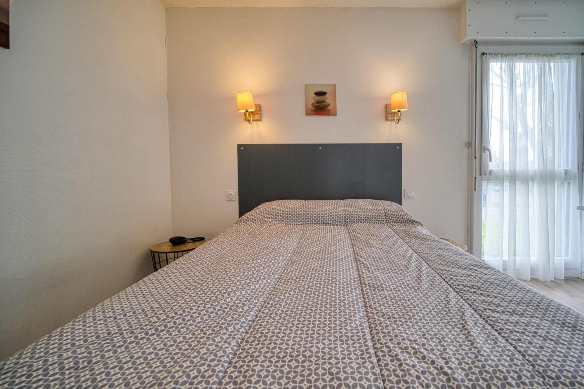 Hotel Cote Sud แซงต์-เปเรย์ ภายนอก รูปภาพ