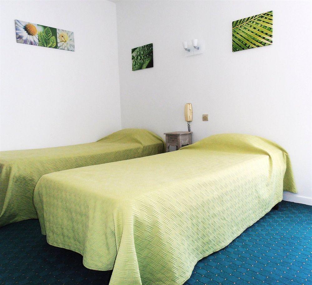 Hotel Cote Sud แซงต์-เปเรย์ ภายนอก รูปภาพ